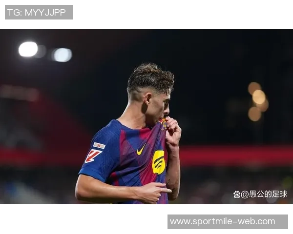 巴萨对伯纳尔恢复采取谨慎措施专人全程照看确保安全