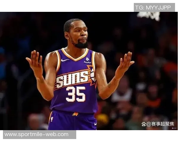 火力全开杜兰特首节独揽13分半场贡献15分4篮板2助攻表现抢眼 火力全开杜兰特首节独揽13分半场贡献15分4篮板2助攻表现抢眼